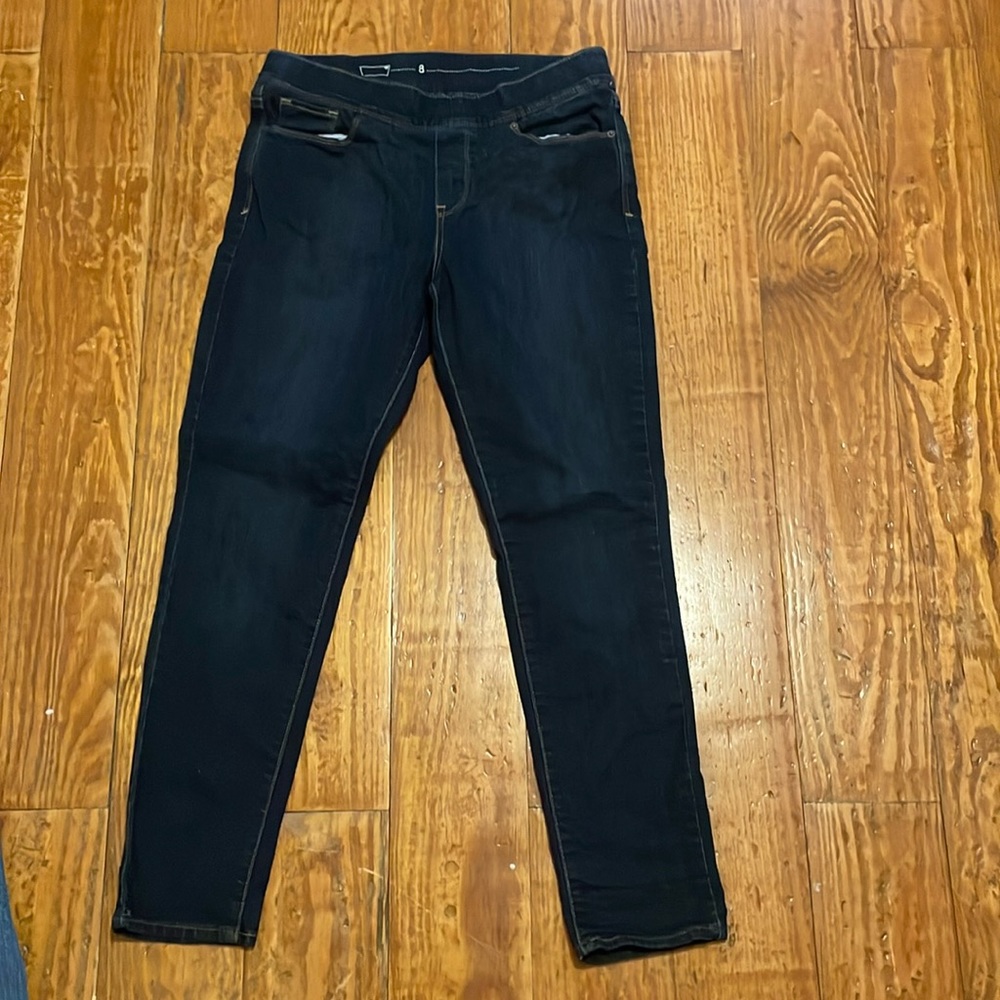 Blue Levi’s Jeggings